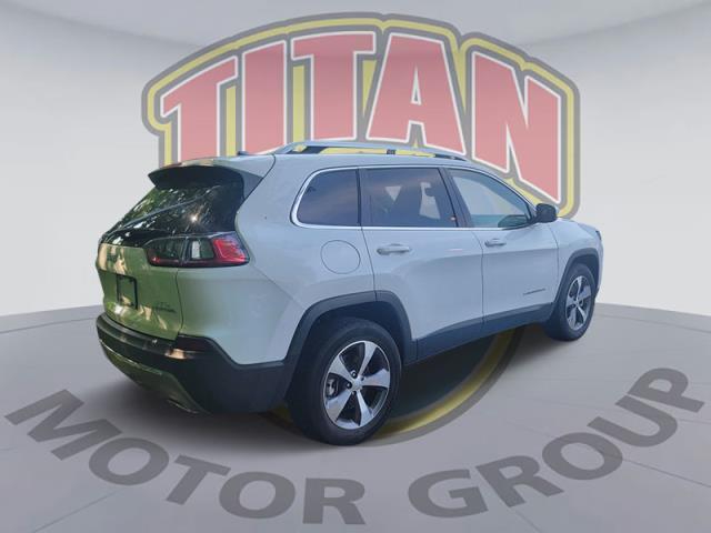 used 2021 Jeep Cherokee car, priced at $23,993