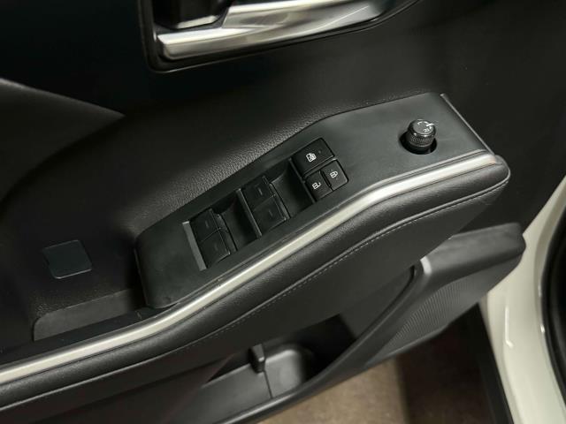 used 2023 Toyota Highlander car, priced at $40,947