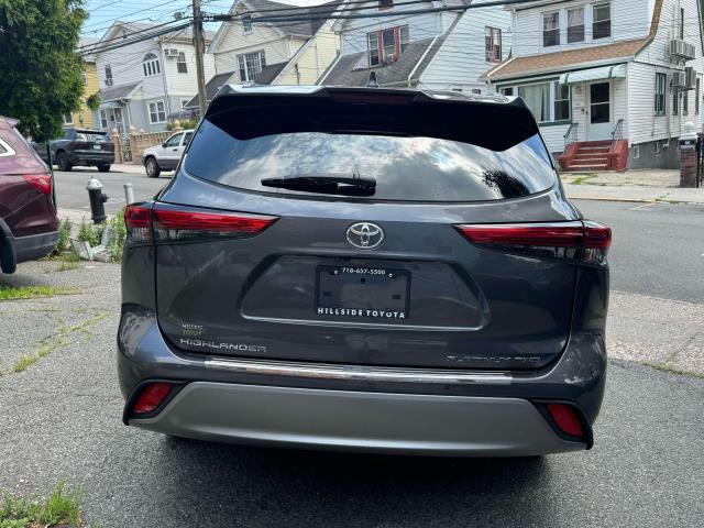 used 2023 Toyota Highlander car, priced at $47,997