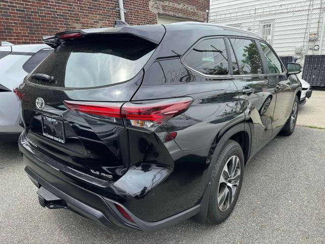 used 2024 Toyota Highlander car, priced at $44,997