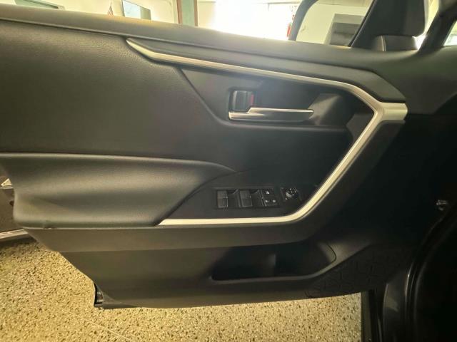 used 2022 Toyota RAV4 Hybrid car, priced at $33,947