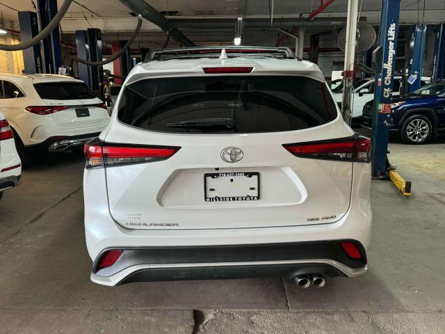 used 2023 Toyota Highlander car, priced at $42,997