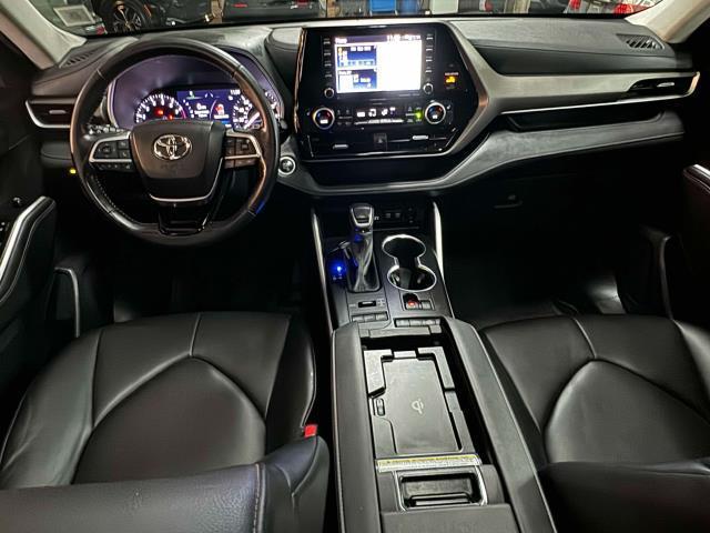 used 2021 Toyota Highlander car, priced at $29,990