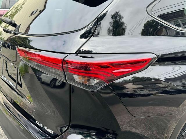 used 2023 Toyota Highlander car, priced at $42,997