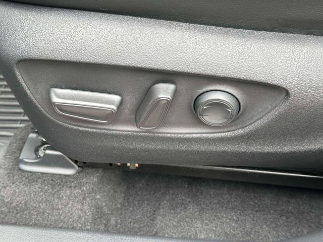 used 2023 Toyota Highlander car, priced at $42,997
