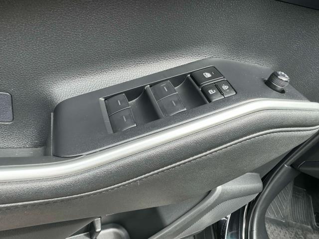 used 2023 Toyota Highlander car, priced at $42,997
