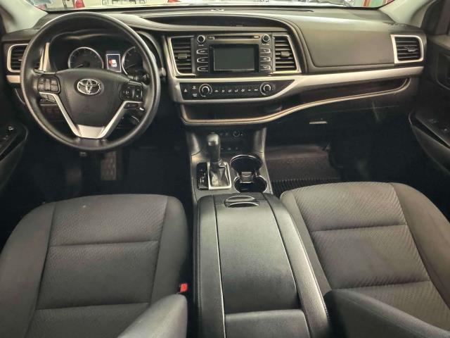 used 2019 Toyota Highlander car, priced at $27,997