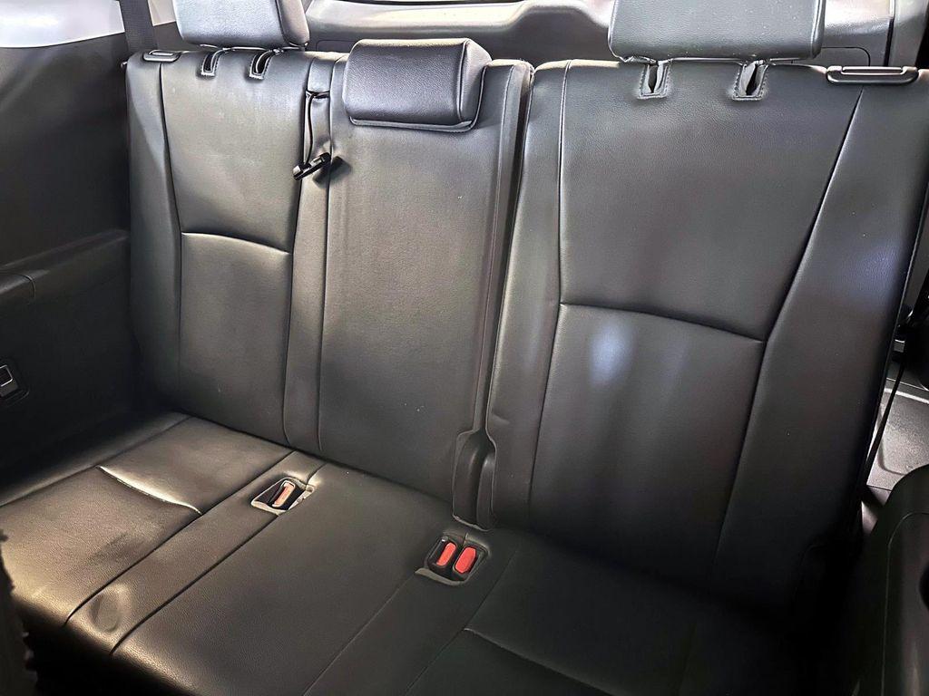 used 2022 Toyota Highlander car, priced at $39,397