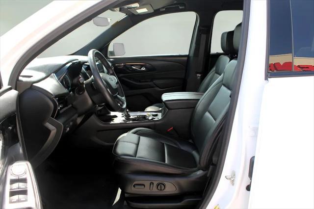 used 2022 Chevrolet Traverse car, priced at $34,500