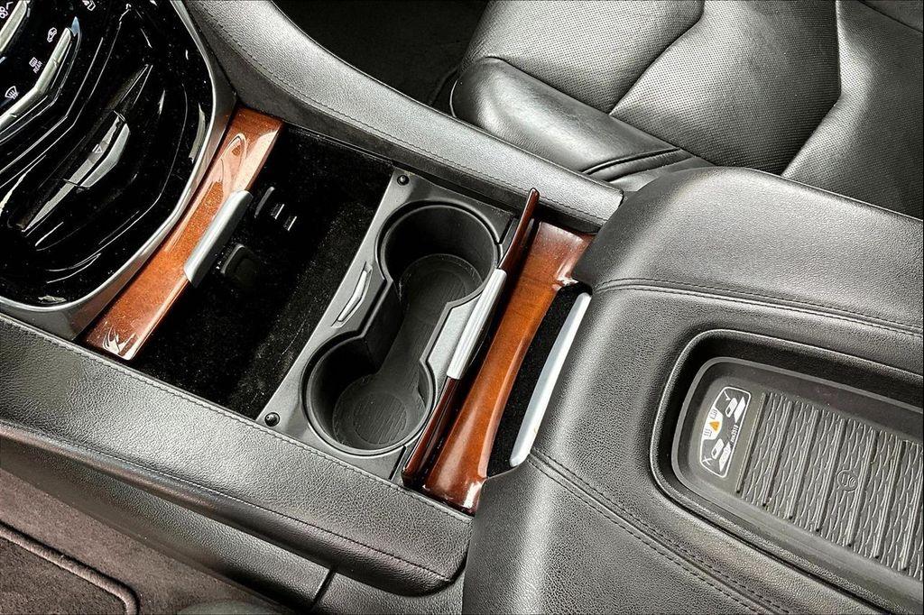 used 2020 Cadillac Escalade ESV car, priced at $35,500