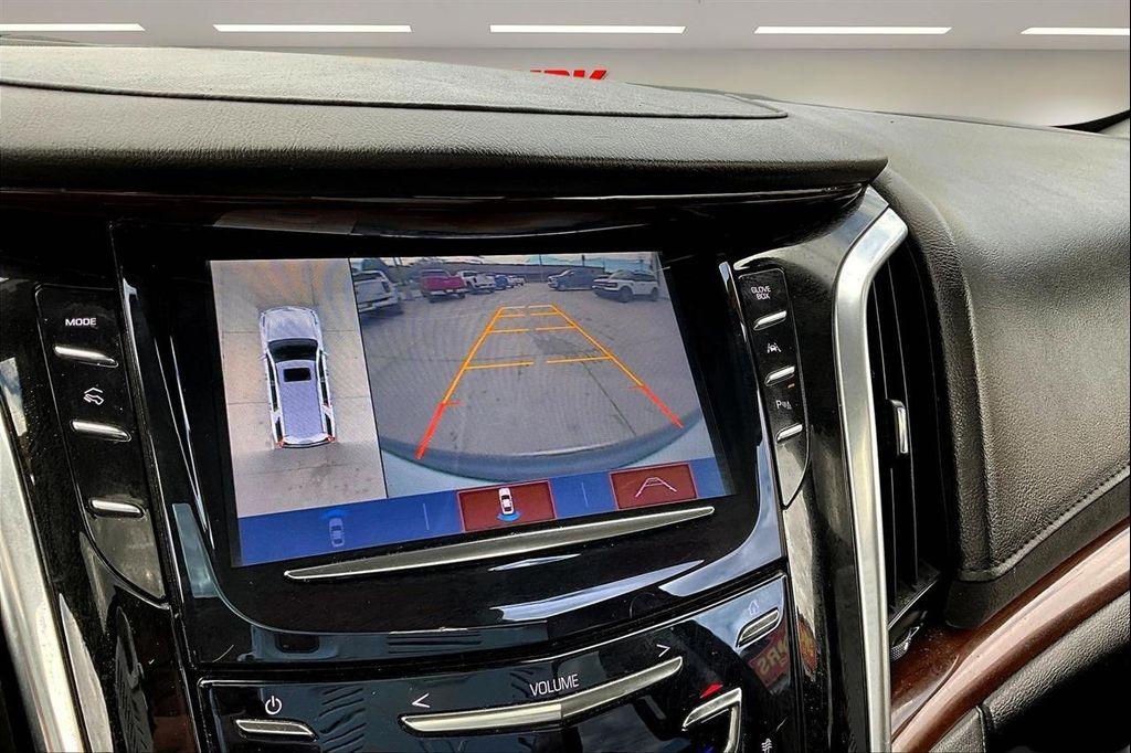 used 2020 Cadillac Escalade ESV car, priced at $35,500