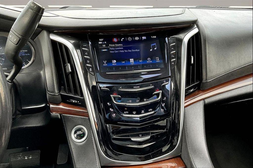 used 2020 Cadillac Escalade ESV car, priced at $35,500
