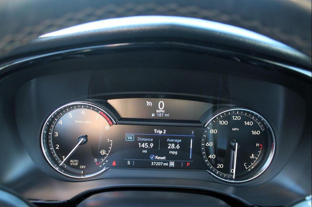 used 2023 Cadillac XT5 car, priced at $33,900