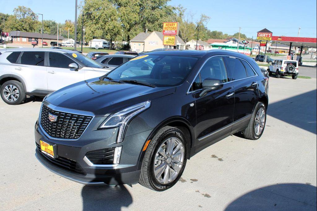 used 2023 Cadillac XT5 car, priced at $33,900