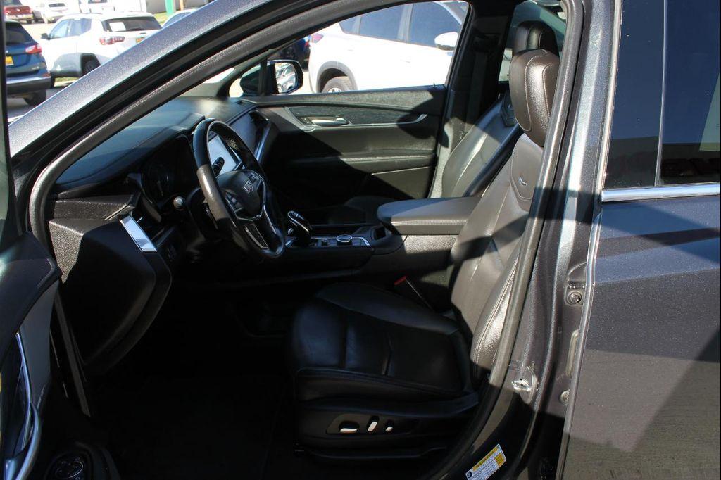 used 2023 Cadillac XT5 car, priced at $33,900