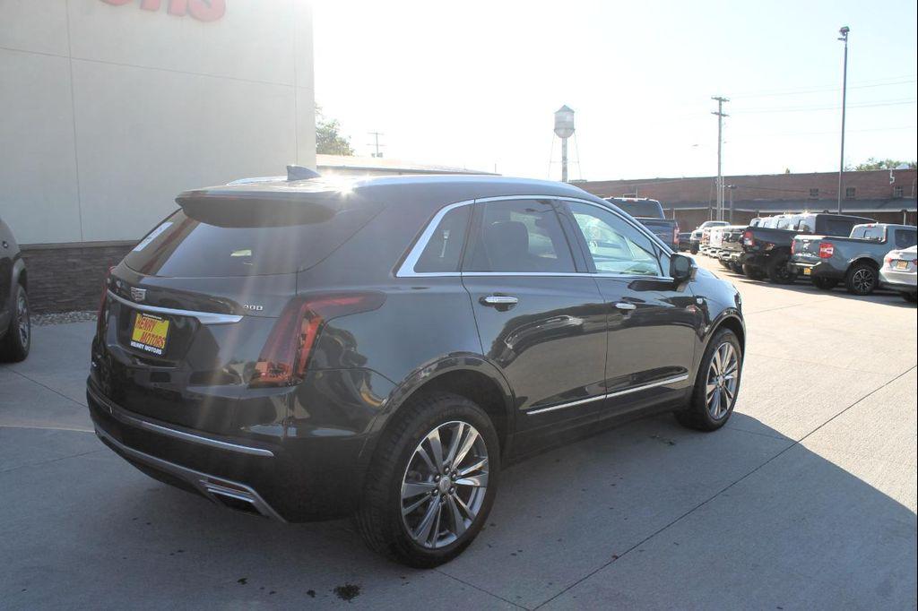 used 2023 Cadillac XT5 car, priced at $33,900