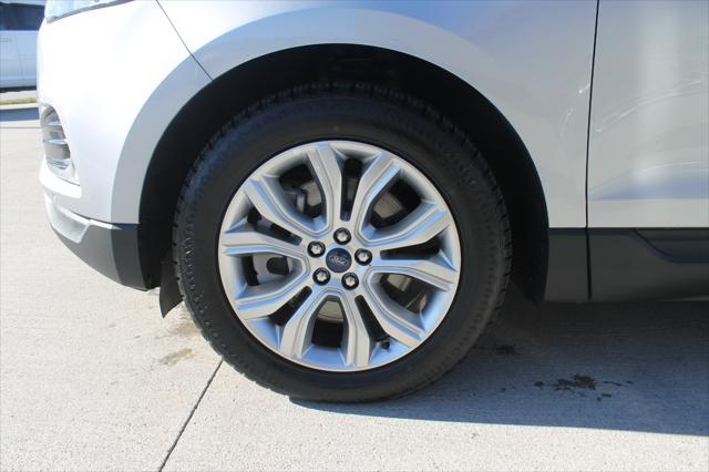 used 2022 Ford Edge car, priced at $22,900