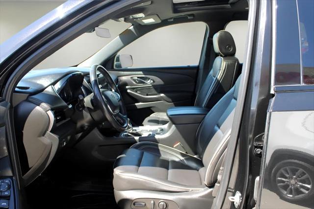 used 2022 Chevrolet Traverse car, priced at $32,900