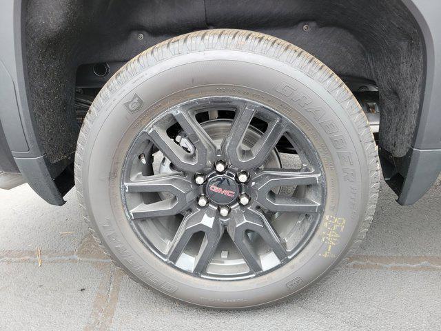 new 2025 GMC Sierra 1500 car, priced at $41,740