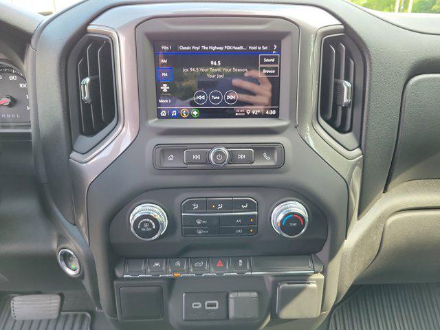 new 2025 GMC Sierra 1500 car, priced at $40,675