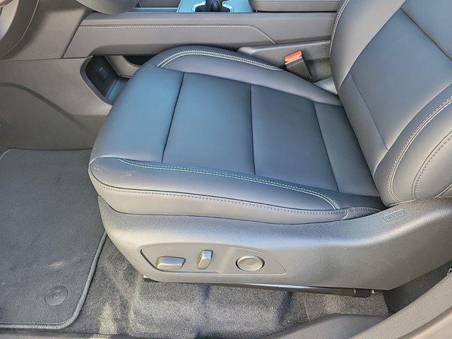 new 2025 GMC Acadia car, priced at $44,180