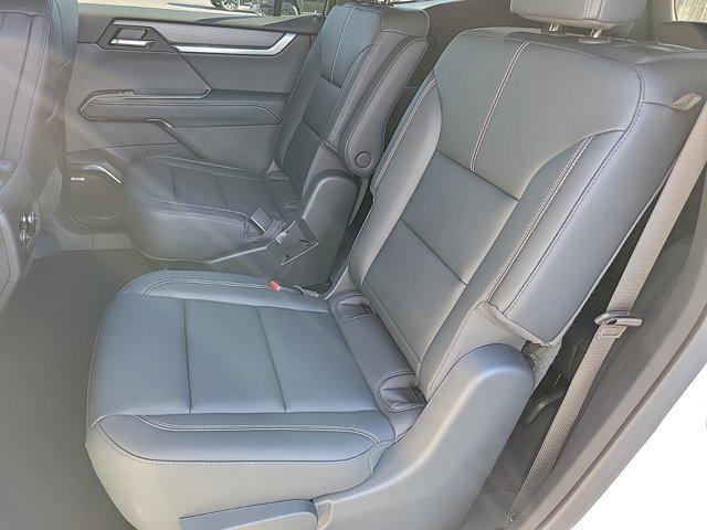new 2025 GMC Acadia car, priced at $44,180