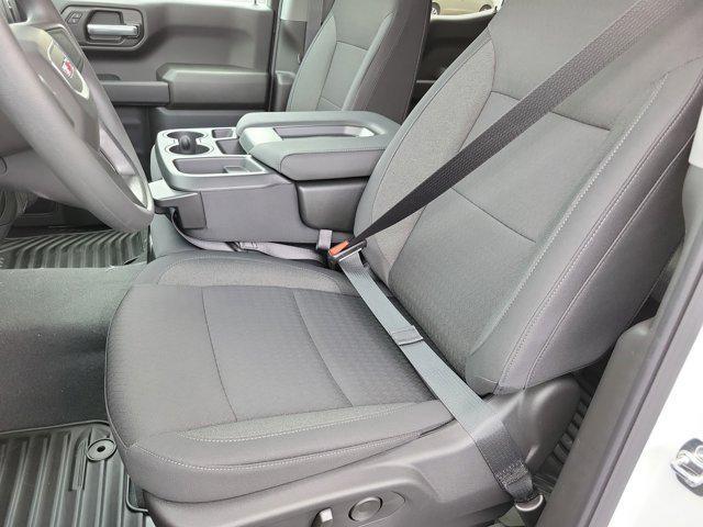 new 2025 GMC Sierra 1500 car, priced at $41,675