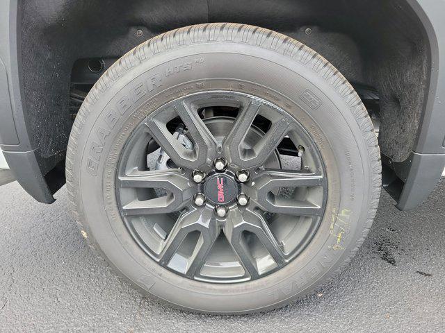 new 2025 GMC Sierra 1500 car, priced at $41,675