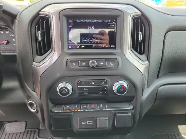 new 2025 GMC Sierra 1500 car, priced at $46,170