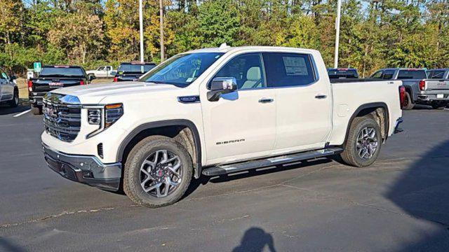 new 2025 GMC Sierra 1500 car, priced at $62,370