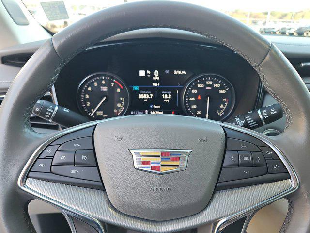 used 2021 Cadillac XT5 car, priced at $38,000