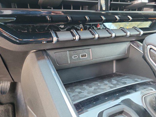 new 2025 GMC Canyon car, priced at $38,988