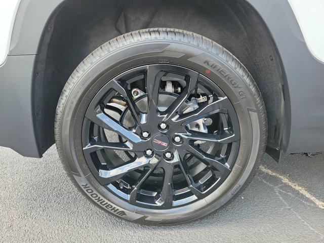 used 2024 GMC Terrain car, priced at $32,000