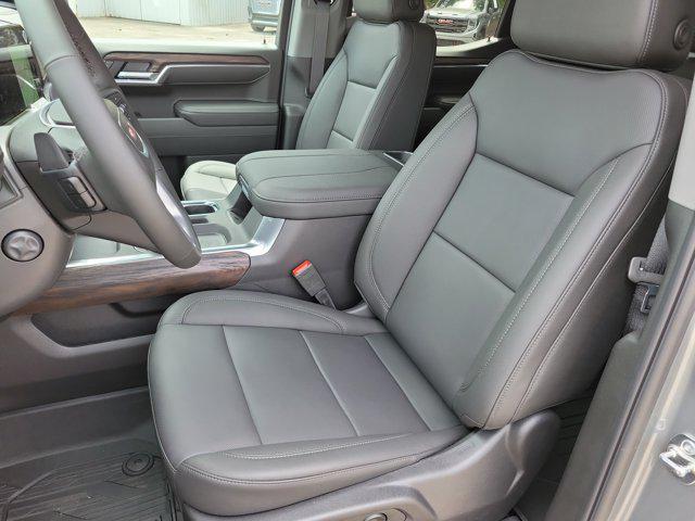 new 2025 GMC Sierra 1500 car, priced at $54,975