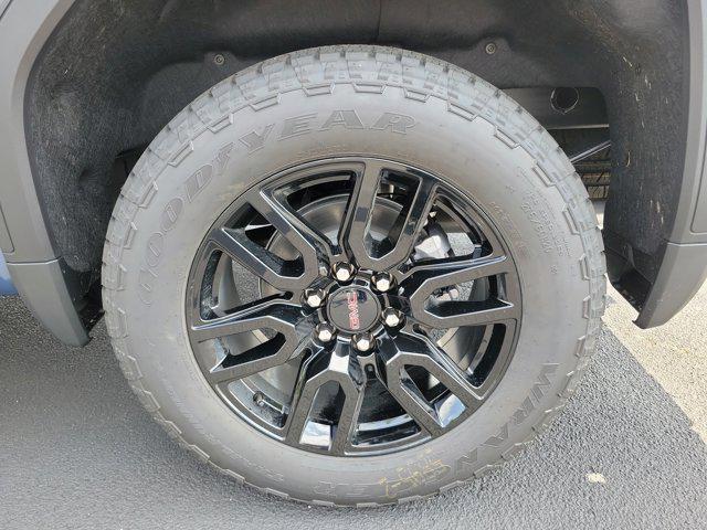 new 2025 GMC Sierra 1500 car, priced at $55,125