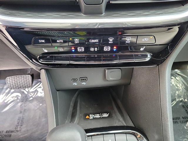 used 2024 Buick Encore GX car, priced at $29,000