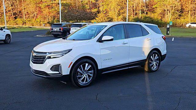 used 2022 Chevrolet Equinox car, priced at $25,000