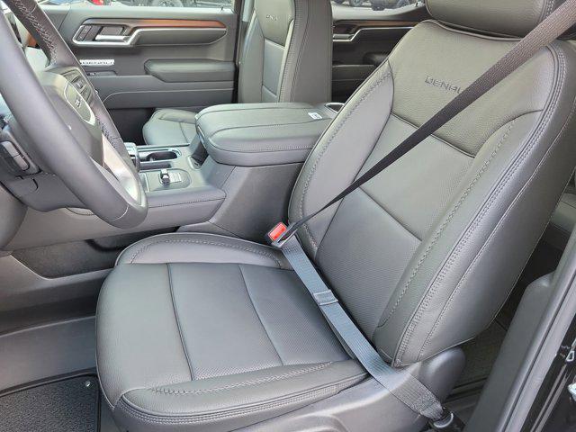 new 2025 GMC Sierra 1500 car, priced at $66,179