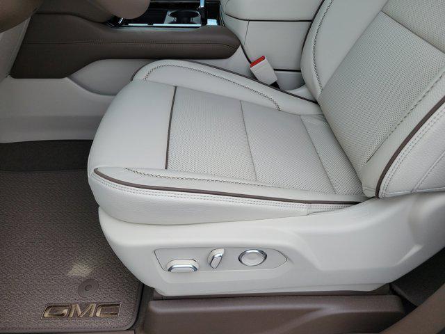 new 2025 GMC Yukon XL car, priced at $96,675