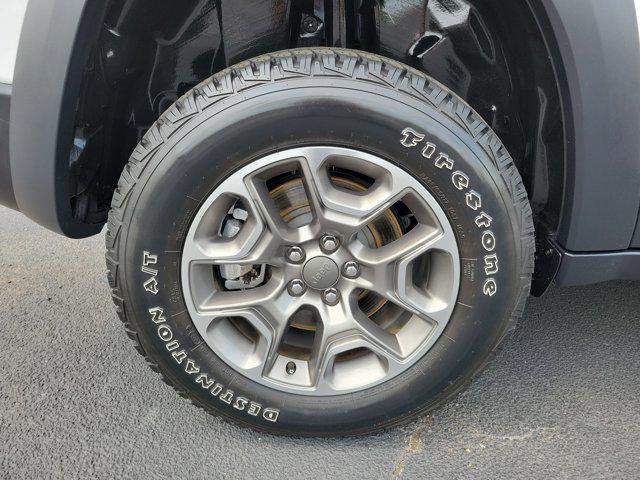used 2022 Jeep Cherokee car, priced at $29,000