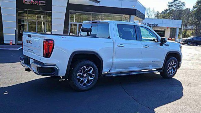 new 2025 GMC Sierra 1500 car, priced at $56,625