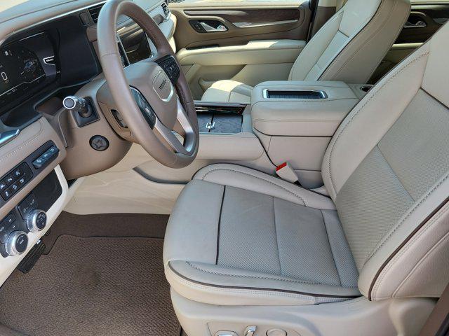 used 2023 GMC Yukon XL car, priced at $73,000