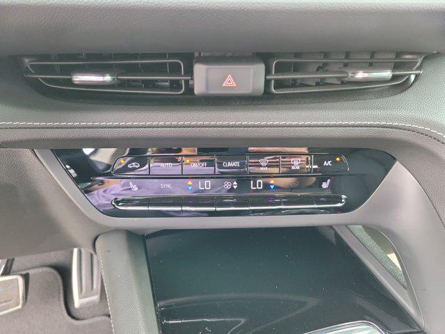 used 2023 Buick Envision car, priced at $30,000