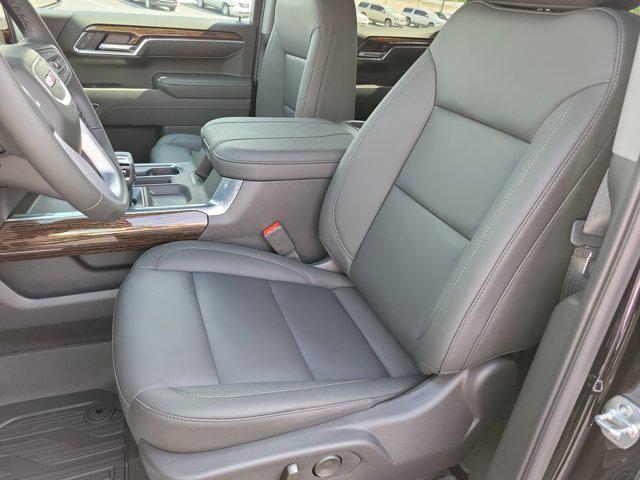 new 2025 GMC Sierra 1500 car, priced at $55,125