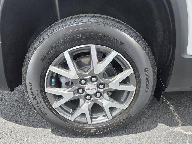 used 2022 GMC Acadia car, priced at $26,000