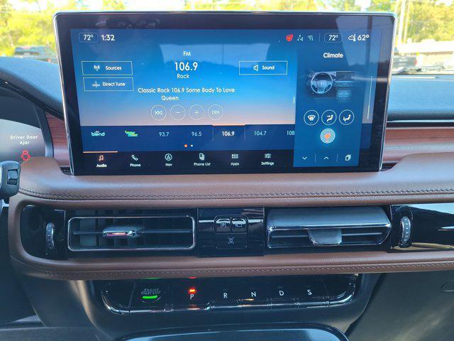 used 2022 Lincoln Nautilus car, priced at $34,000