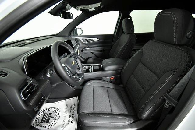new 2025 Chevrolet Traverse car, priced at $43,560