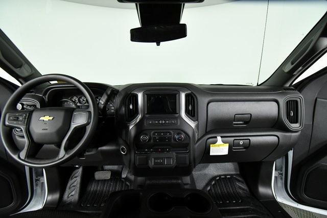 new 2025 Chevrolet Silverado 1500 car, priced at $43,680