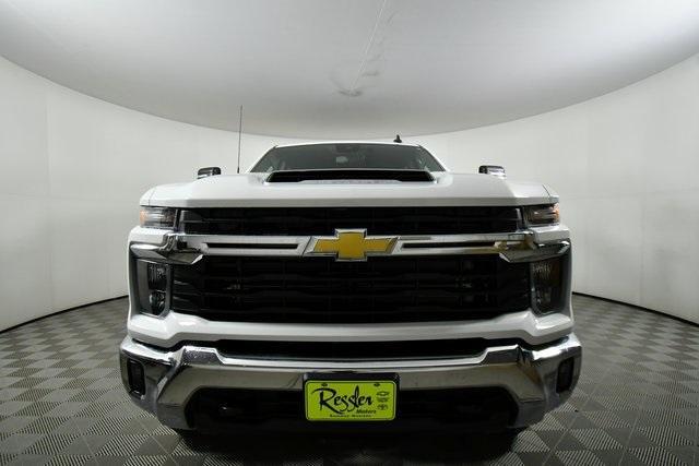 new 2025 Chevrolet Silverado 3500 car, priced at $70,388