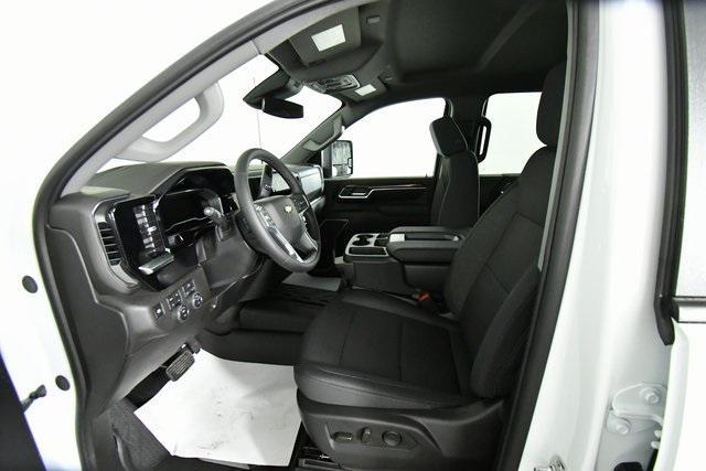 new 2025 Chevrolet Silverado 3500 car, priced at $74,001